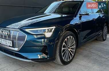Позашляховик / Кросовер Audi e-tron 2019 в 