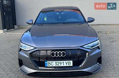 Позашляховик / Кросовер Audi e-tron 2019 в 