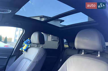 Позашляховик / Кросовер Audi e-tron 2019 в 