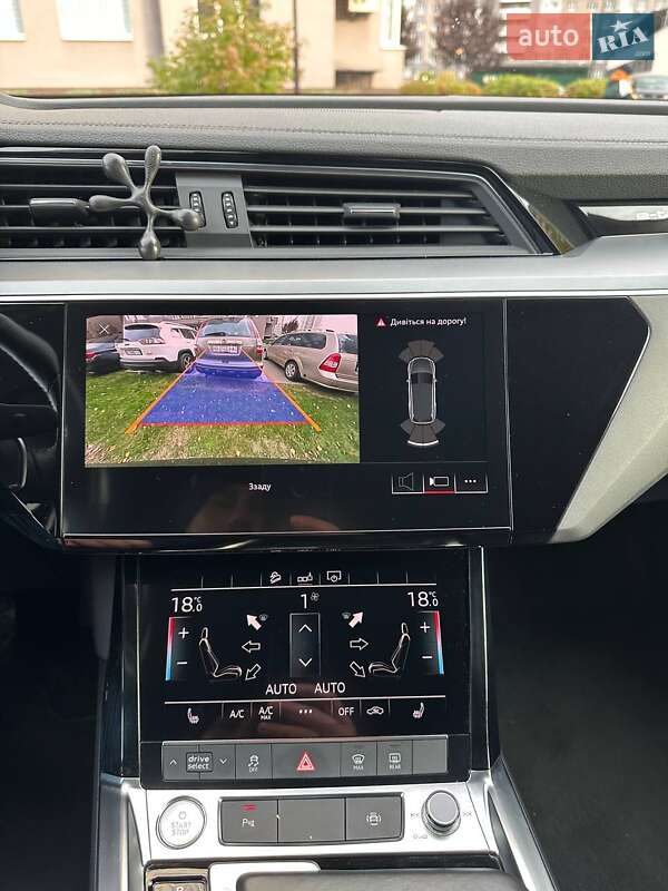 Внедорожник / Кроссовер Audi e-tron 2020 в Киеве