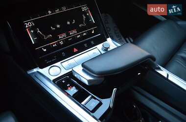 Внедорожник / Кроссовер Audi e-tron 2020 в 