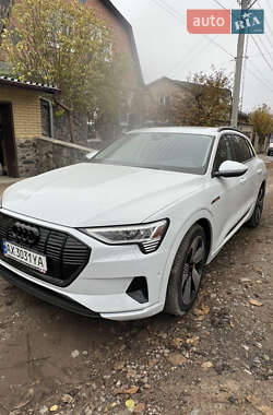 Внедорожник / Кроссовер Audi e-tron 2022 в Харькове