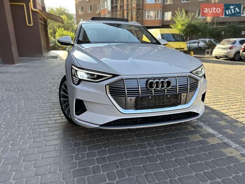 Внедорожник / Кроссовер Audi e-tron 2019 в Виннице