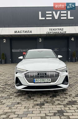 Позашляховик / Кросовер Audi e-tron 2020 в Хусті