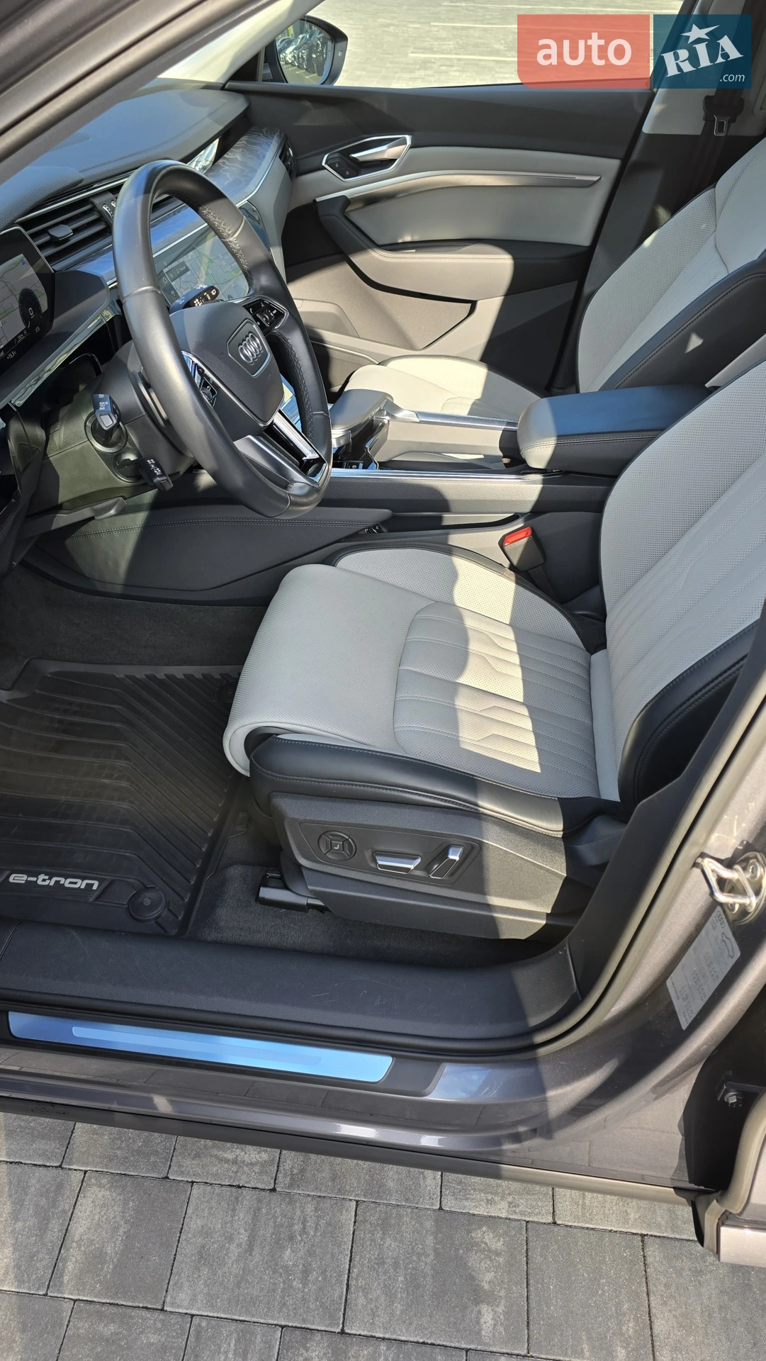 2021 Audi e-tron - мініатюра 22