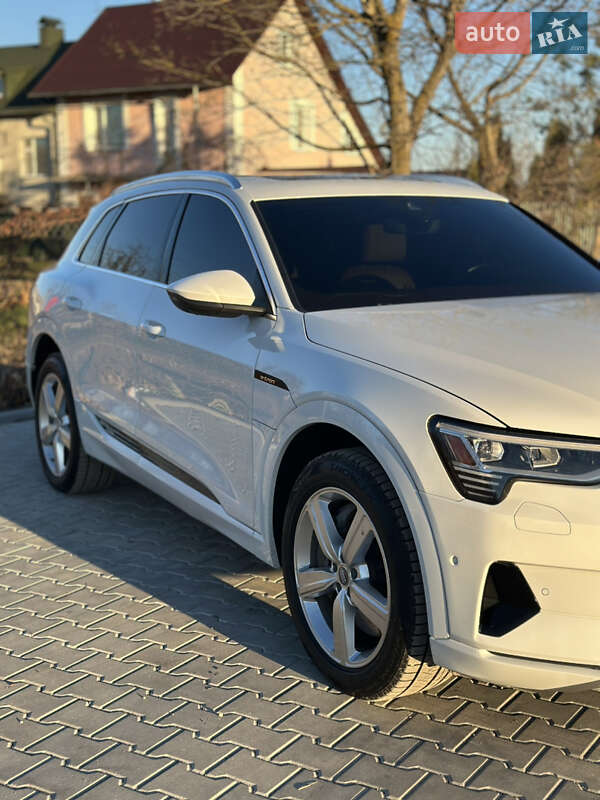 Внедорожник / Кроссовер Audi e-tron 2019 в Тернополе фото 5 Внедорожник / Кроссовер Audi e-tron 2019 в Тернополе