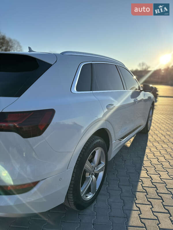 Внедорожник / Кроссовер Audi e-tron 2019 в Тернополе фото 6 Внедорожник / Кроссовер Audi e-tron 2019 в Тернополе