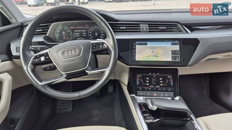 Внедорожник / Кроссовер Audi e-tron 2020 в Днепре