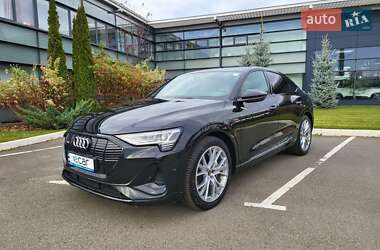 Внедорожник / Кроссовер Audi e-tron 2020 в 
