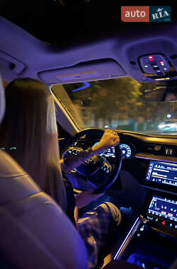 Внедорожник / Кроссовер Audi e-tron 2019 в 
