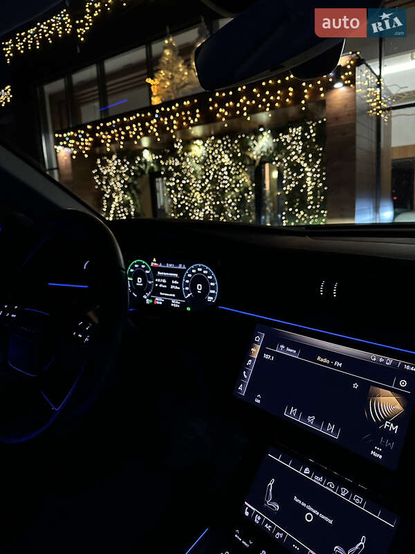 Внедорожник / Кроссовер Audi e-tron 2019 в Полтаве