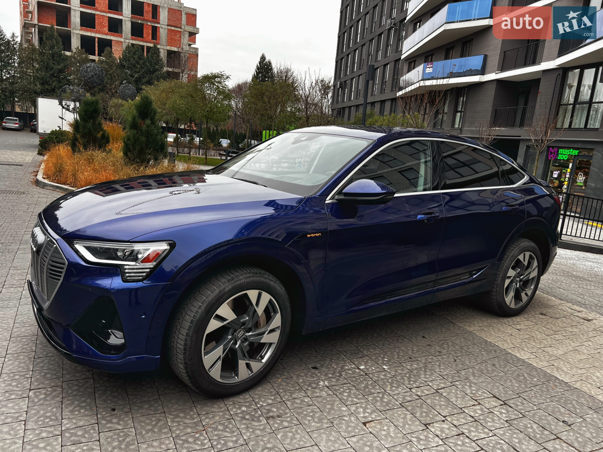 2020 Audi e-tron - мініатюра 6
