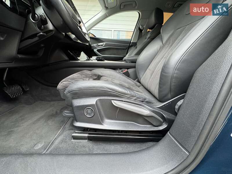 Внедорожник / Кроссовер Audi e-tron 2020 в Ивано-Франковске фото 43 Внедорожник / Кроссовер Audi e-tron 2020 в Ивано-Франковске