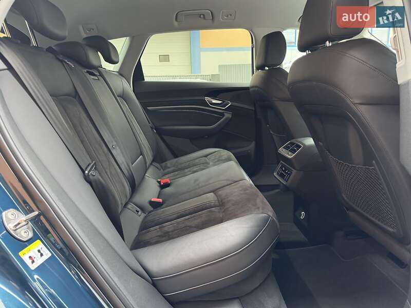 Внедорожник / Кроссовер Audi e-tron 2020 в Ивано-Франковске фото 61 Внедорожник / Кроссовер Audi e-tron 2020 в Ивано-Франковске
