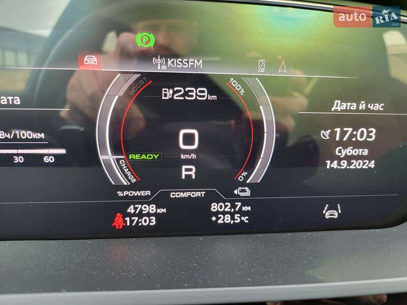 Внедорожник / Кроссовер Audi e-tron 2022 в Киеве