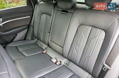 Внедорожник / Кроссовер Audi e-tron 2020 в 