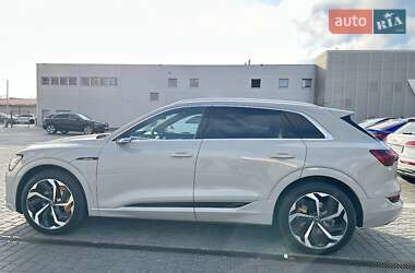 Внедорожник / Кроссовер Audi e-tron 2019 в 