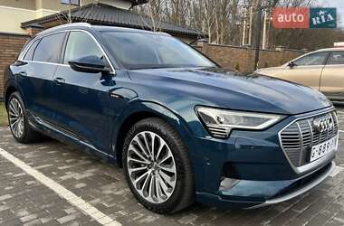 Позашляховик / Кросовер Audi e-tron 2019 в Вінниці