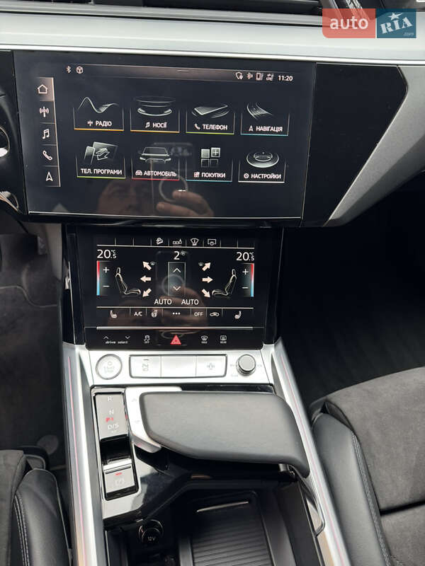 Позашляховик / Кросовер Audi e-tron 2020 в Львові фото 15 Позашляховик / Кросовер Audi e-tron 2020 в Львові