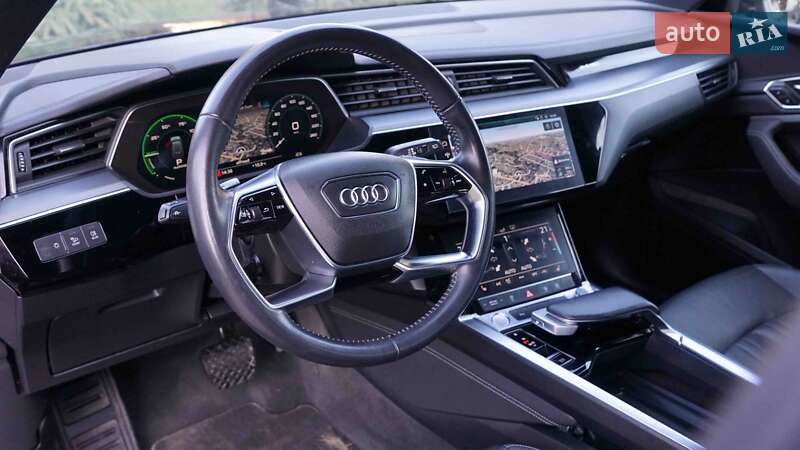 Внедорожник / Кроссовер Audi e-tron 2019 в Коломые фото 18 Внедорожник / Кроссовер Audi e-tron 2019 в Коломые