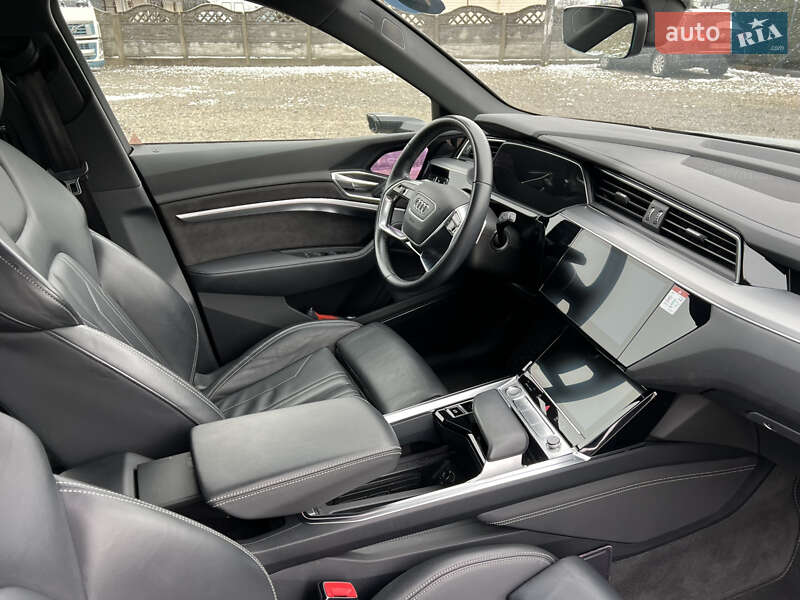 Внедорожник / Кроссовер Audi e-tron 2019 в Коломые