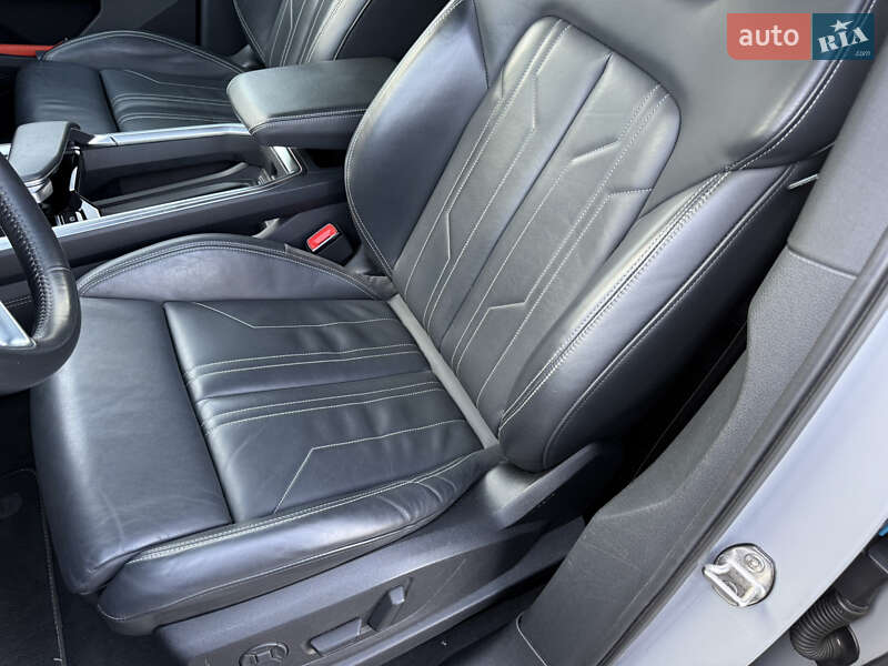Внедорожник / Кроссовер Audi e-tron 2019 в Коломые