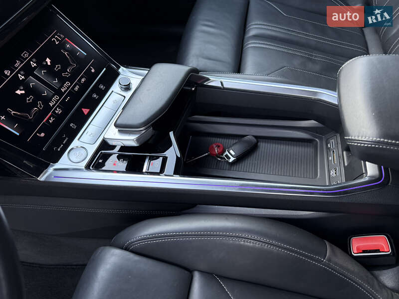 Внедорожник / Кроссовер Audi e-tron 2019 в Коломые