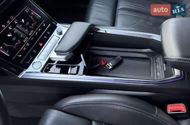 Внедорожник / Кроссовер Audi e-tron 2019 в 