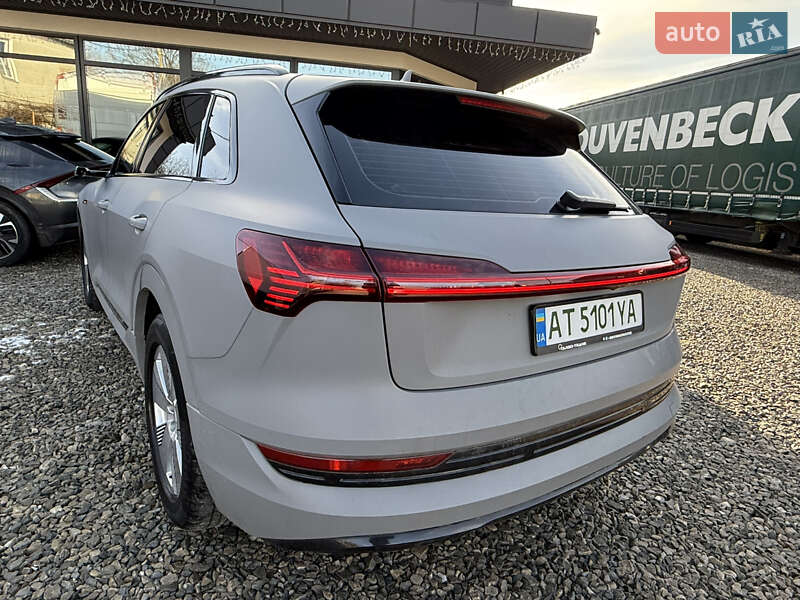 Внедорожник / Кроссовер Audi e-tron 2019 в Коломые