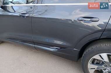 Внедорожник / Кроссовер Audi e-tron 2019 в Киеве