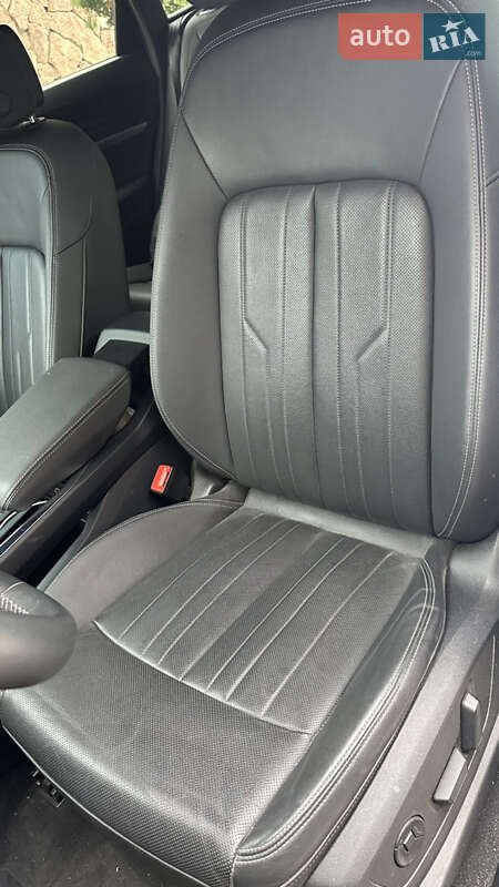 Внедорожник / Кроссовер Audi e-tron 2021 в Борисполе фото 33 Внедорожник / Кроссовер Audi e-tron 2021 в Борисполе