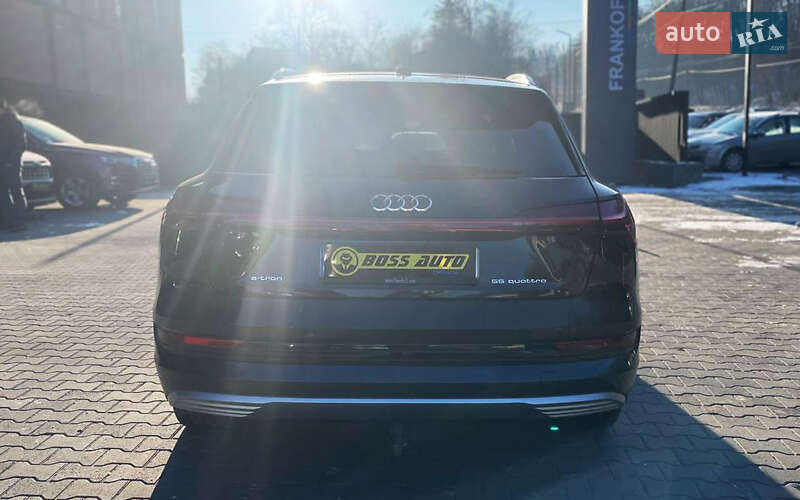 Позашляховик / Кросовер Audi e-tron 2020 в Чернівцях