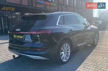 Позашляховик / Кросовер Audi e-tron 2020 в 