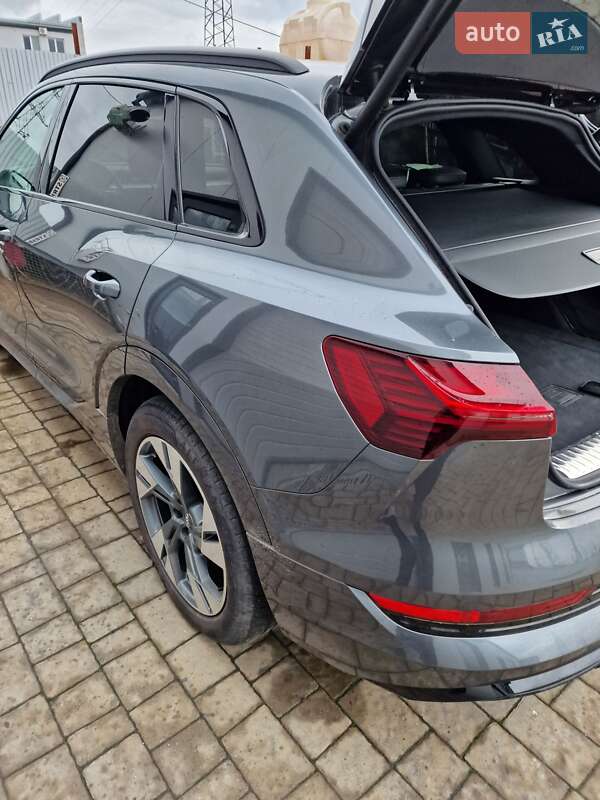 Внедорожник / Кроссовер Audi e-tron 2020 в Львове