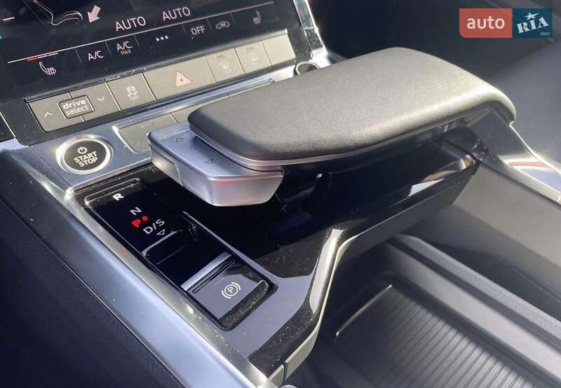 Внедорожник / Кроссовер Audi e-tron 2019 в Одессе
