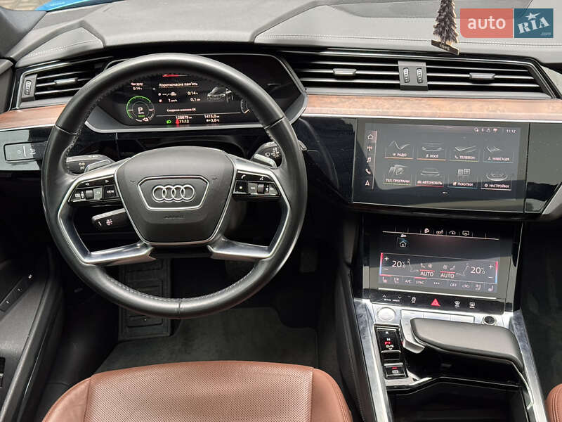 Позашляховик / Кросовер Audi e-tron 2019 в Києві