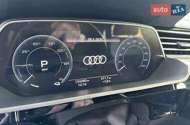 Внедорожник / Кроссовер Audi e-tron 2019 в 