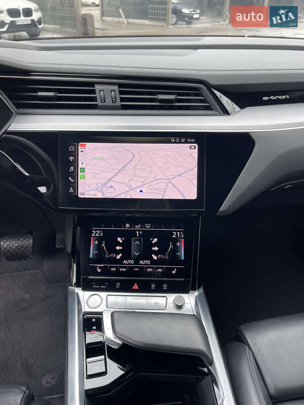 Позашляховик / Кросовер Audi e-tron 2019 в Дніпрі