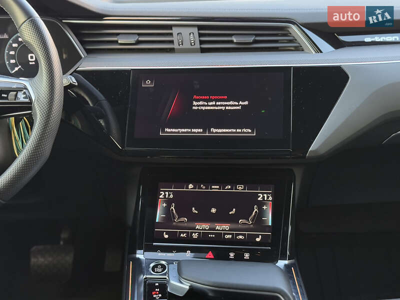 Внедорожник / Кроссовер Audi e-tron 2022 в Ровно