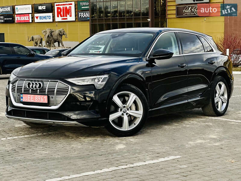 Позашляховик / Кросовер Audi e-tron 2019 в Львові