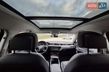 Внедорожник / Кроссовер Audi e-tron 2020 в 
