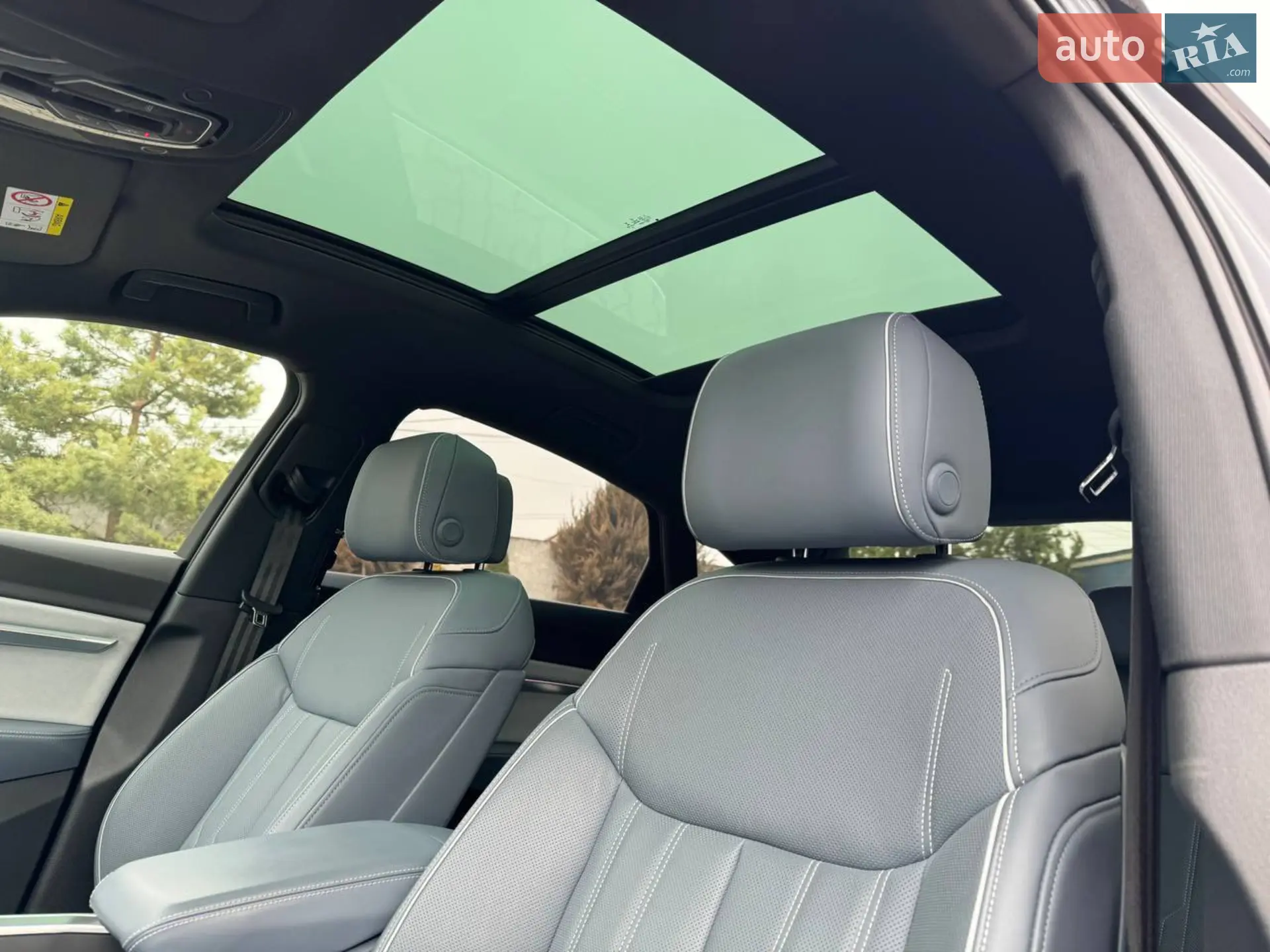 2020 Audi e-tron - мініатюра 14