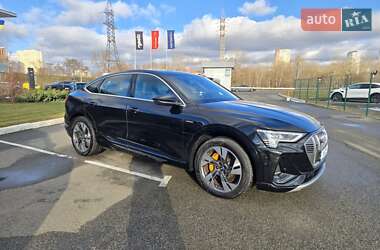 Внедорожник / Кроссовер Audi e-tron 2022 в Киеве