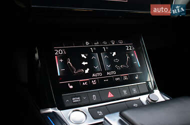 Внедорожник / Кроссовер Audi e-tron 2019 в 
