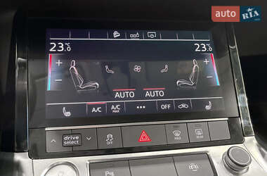 Внедорожник / Кроссовер Audi e-tron 2020 в 