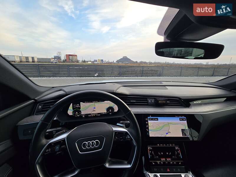 Внедорожник / Кроссовер Audi e-tron 2020 в Мукачево