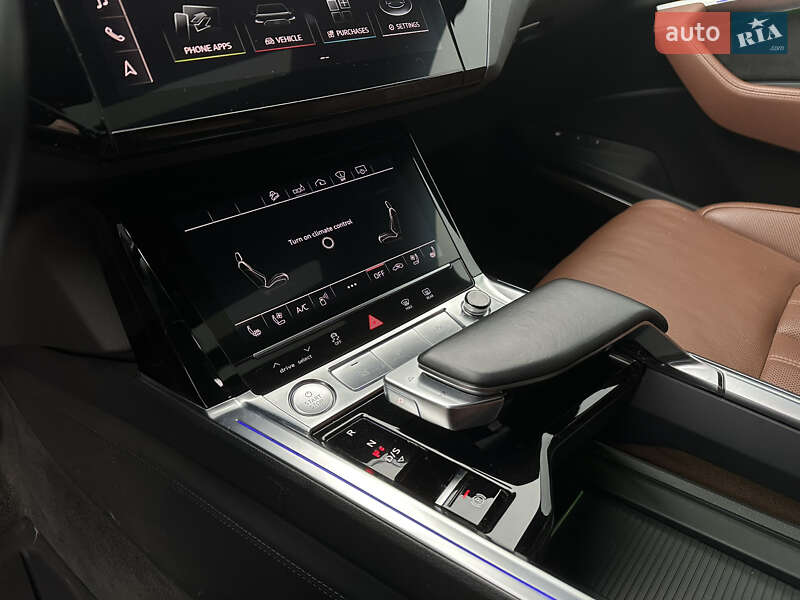 Позашляховик / Кросовер Audi e-tron 2019 в Києві