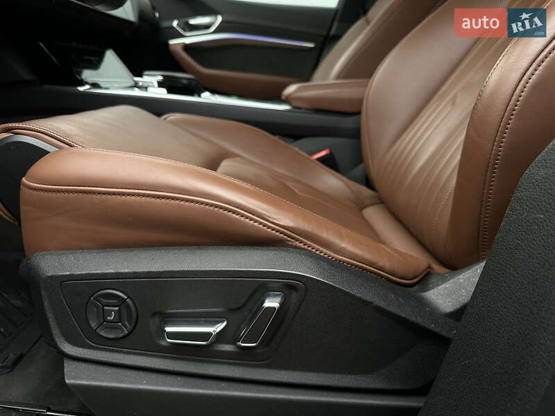Позашляховик / Кросовер Audi e-tron 2019 в Києві