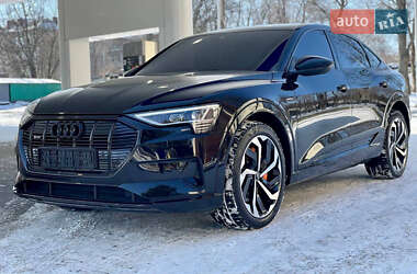 Внедорожник / Кроссовер Audi e-tron 2022 в Днепре