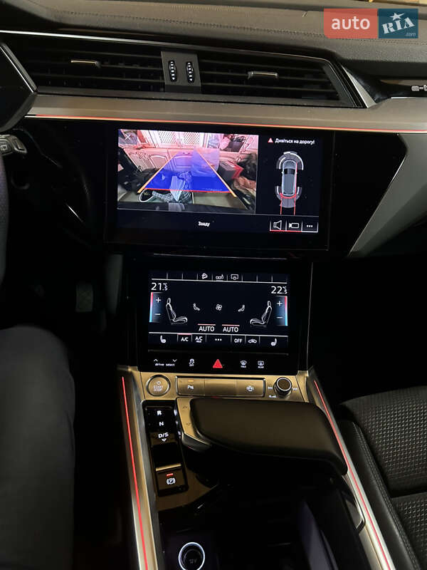 Внедорожник / Кроссовер Audi e-tron 2020 в Киеве